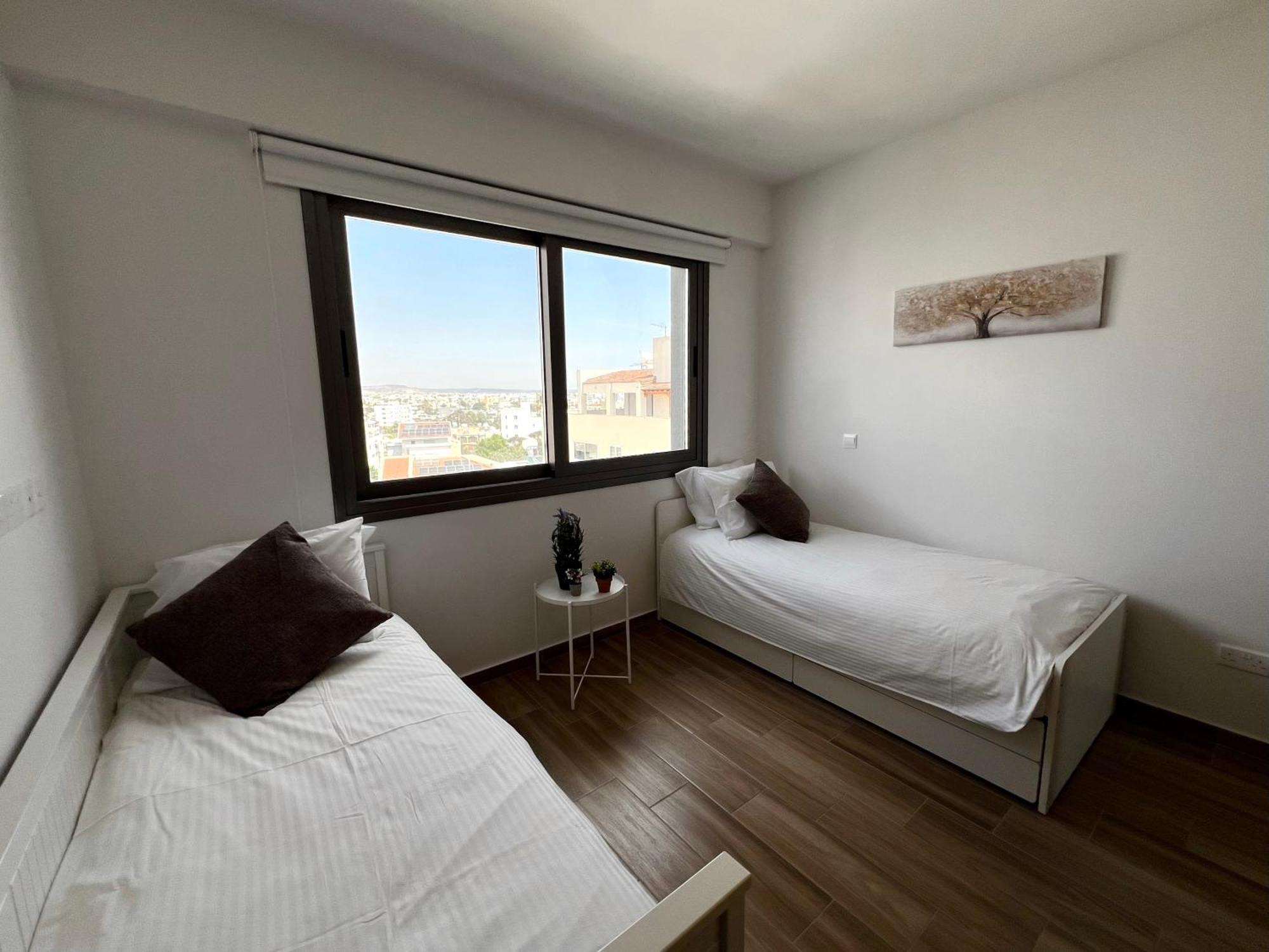 Rachel 401 Larnaca